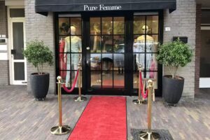 Pure Femme Boutique