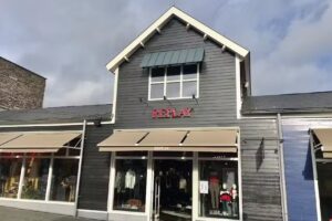 REPLAY OUTLET LELYSTAD