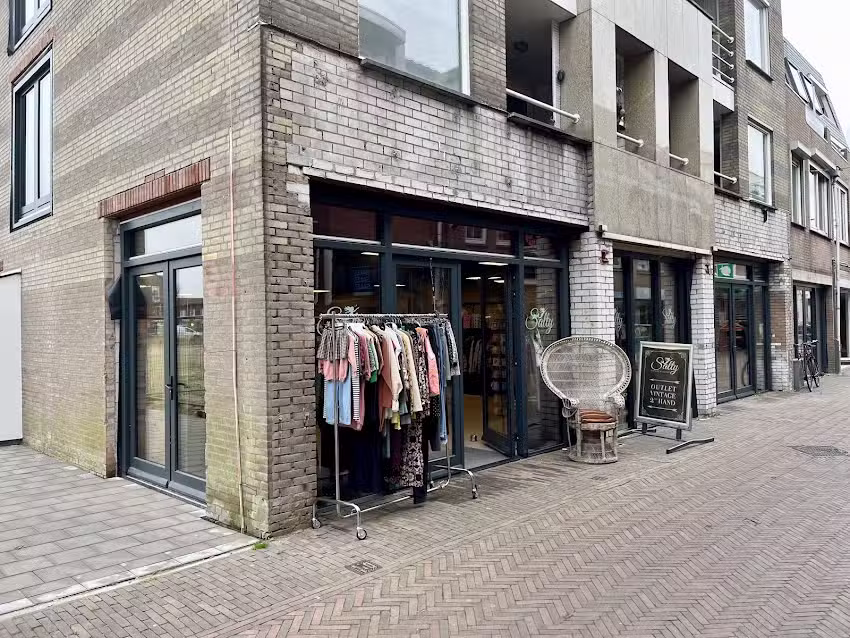 Salty Vintage & Market