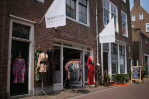 Sebastian den Herder Vintage & Designers