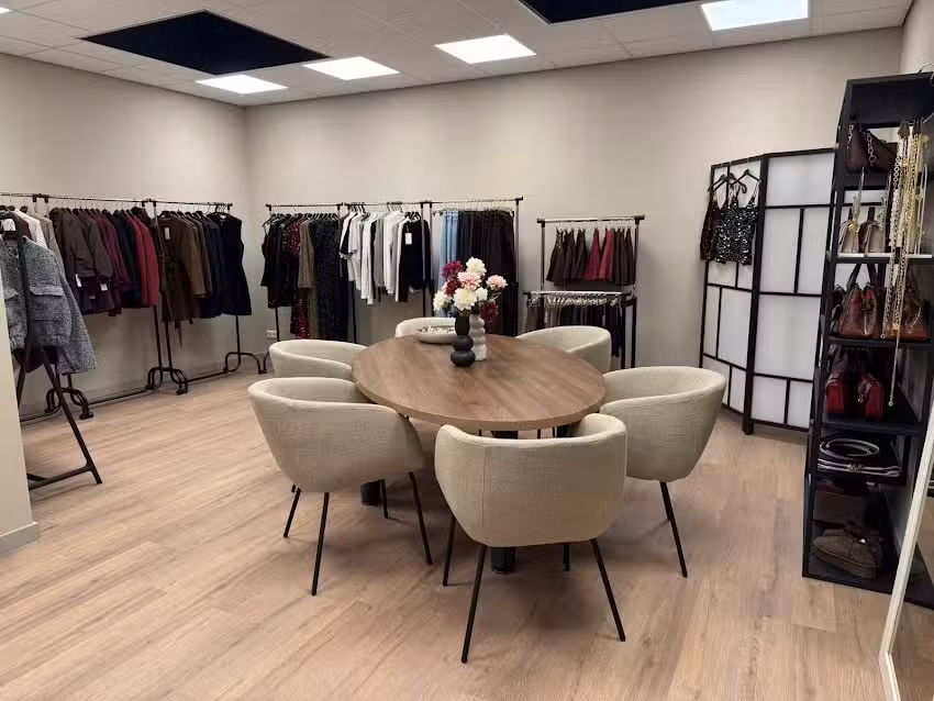 SHAD&Eacute; Fashion Brand