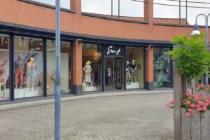 Smit mode Dameskleding