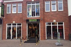 STOUT! jeans Nunspeet | Kledingwinkel voor dames & heren