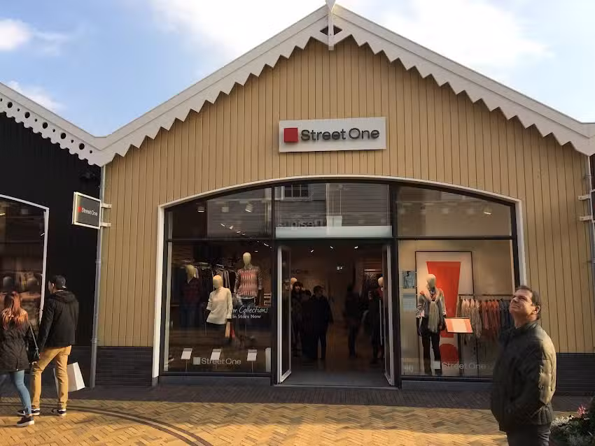 Street One und CECIL Outlet Rosada