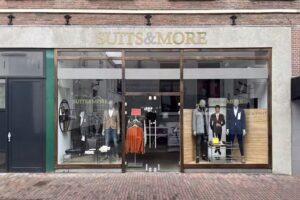 SUITS&MORE