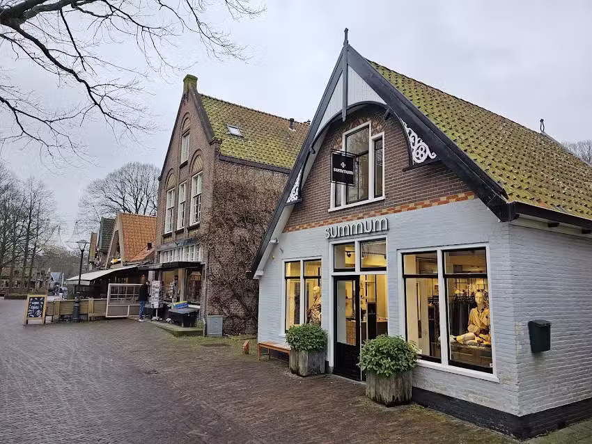 Summum Woman Brandstore