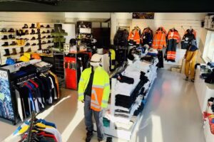 Supply Store | Bedrijfskleding | Persoonlijke beschermingsmiddelen | Werkschoenen | Valbeveiliging