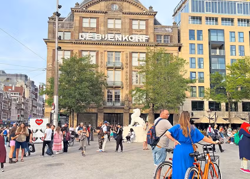 Ted Baker- De Bijenkorf Amsterdam