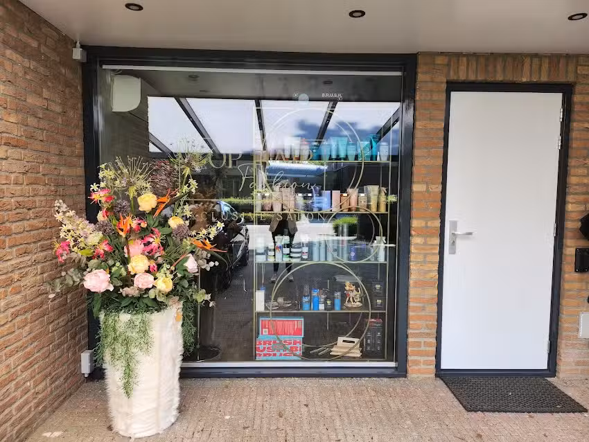 Top Hair Fashion Kapper Bruidstyling en Visagie Eersel.