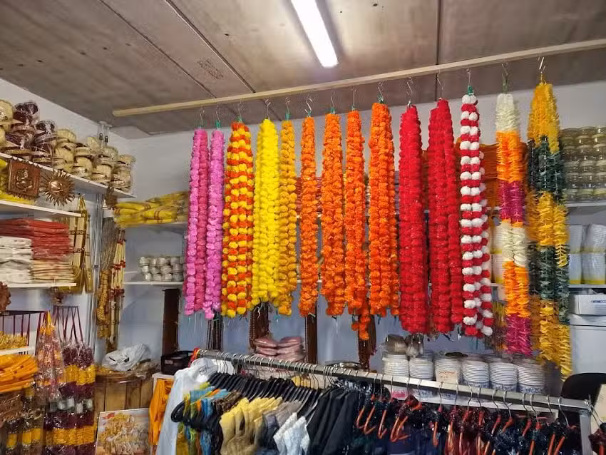 Tridewie Fashion Center