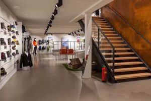 Van Camp Schoenen, Fashion & Outdoor – Partner van MisterMadame