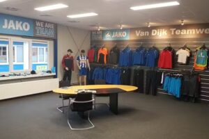 Van Dijk Teamwear
