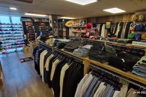 Visser & Tan beach store