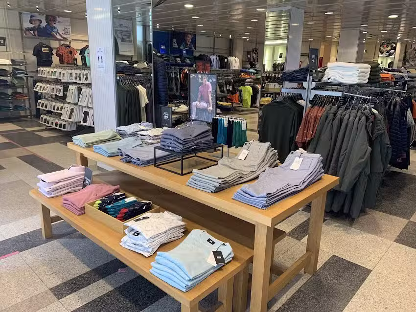 WE Fashion Amsterdam Osdorp &ndash; Osdorpplein