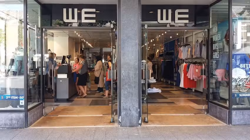 WE Fashion Hengelo &ndash; Enschedesestraat
