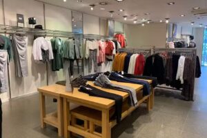 WE Fashion Leeuwarden &ndash; Wirdumerdijk