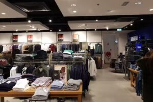 WE Fashion Rotterdam (Outlet Store) &ndash; Zuidplein Hoog