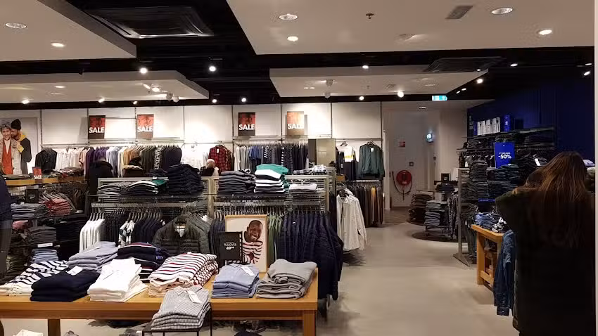 WE Fashion Rotterdam (Outlet Store) &ndash; Zuidplein Hoog