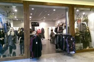 Yes-Yes Fashion Koningshoek Maassluis